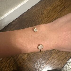 Elegant Gold Women's Bracelet